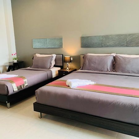 Tandeaw View Hotel Hua Hin Bagian luar foto