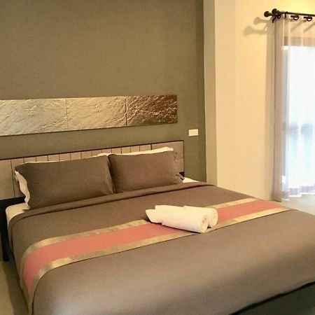 Tandeaw View Hotel Hua Hin Bagian luar foto