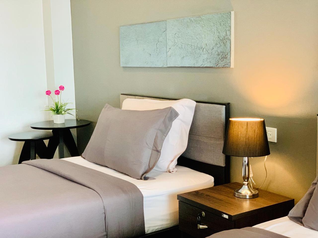 Tandeaw View Hotel Hua Hin Bagian luar foto