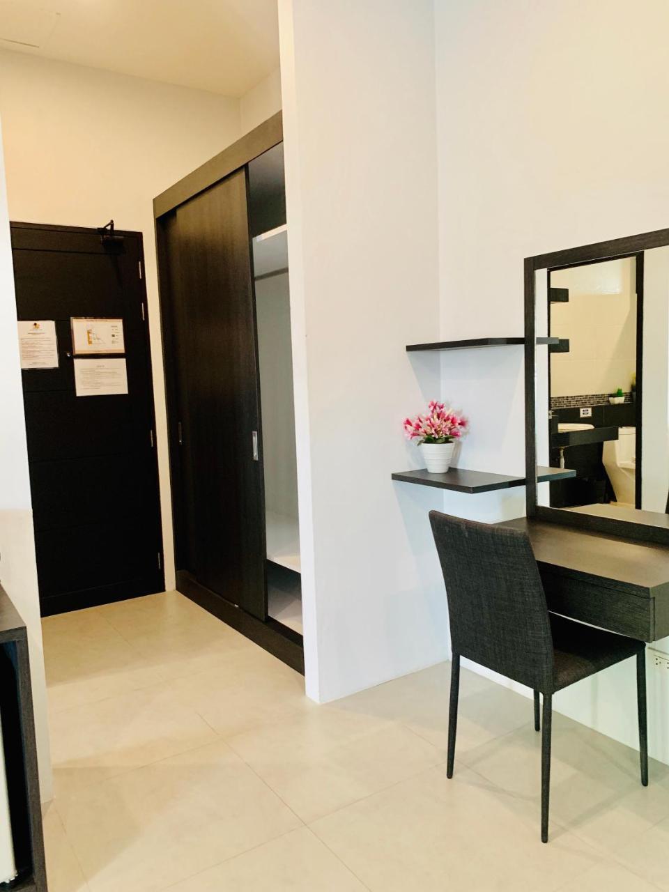 Tandeaw View Hotel Hua Hin Bagian luar foto
