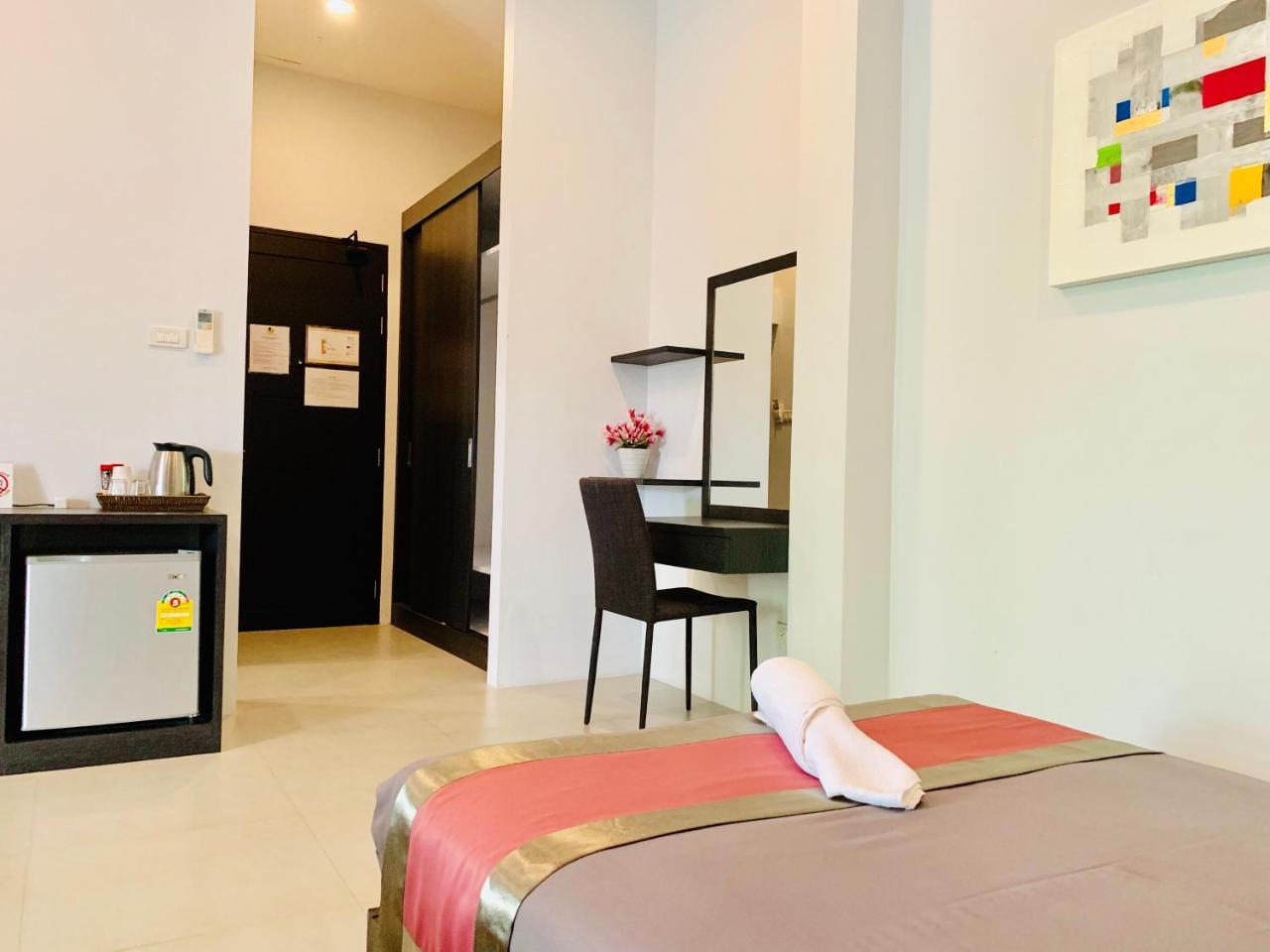 Tandeaw View Hotel Hua Hin Bagian luar foto