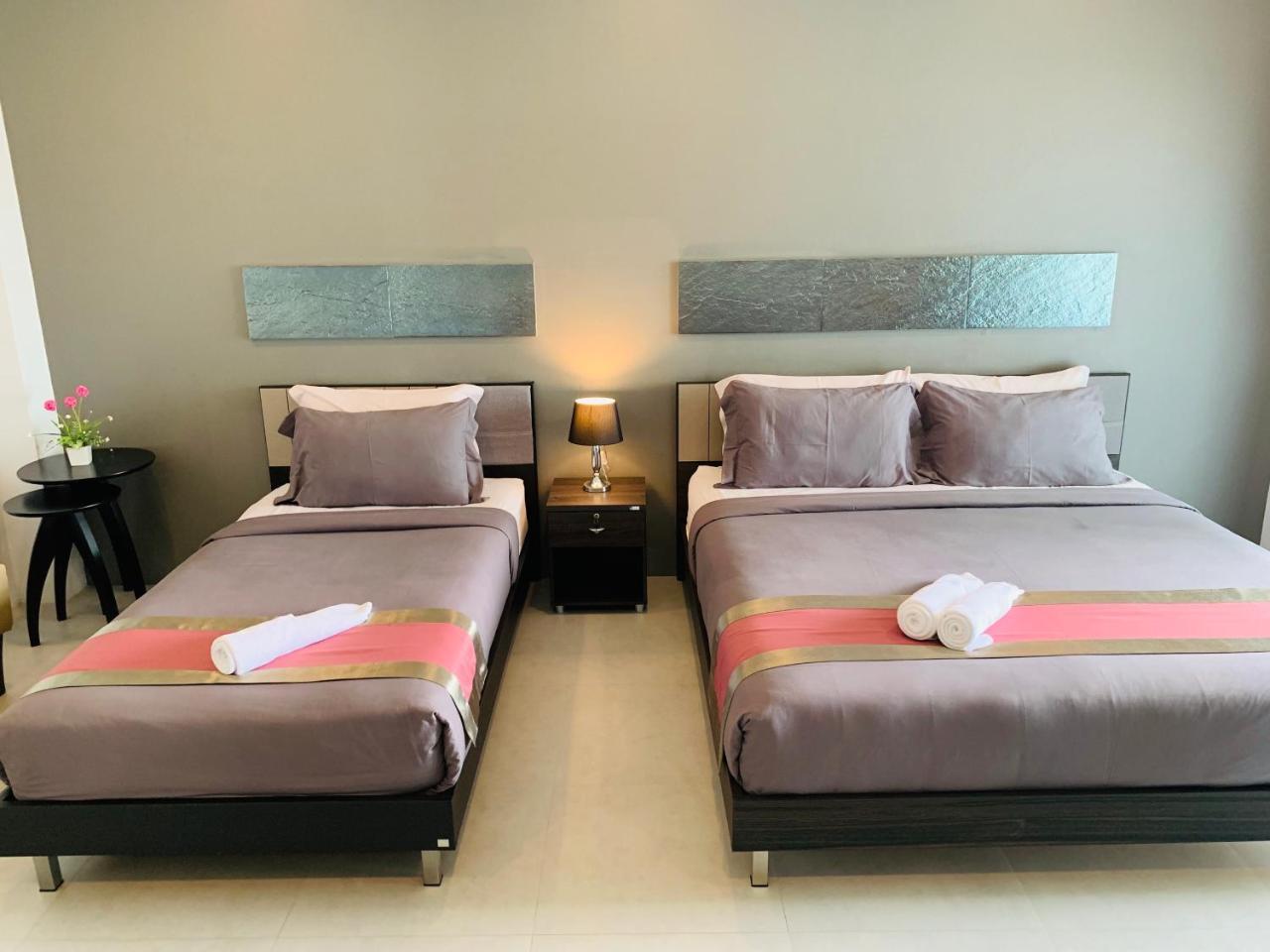 Tandeaw View Hotel Hua Hin Bagian luar foto